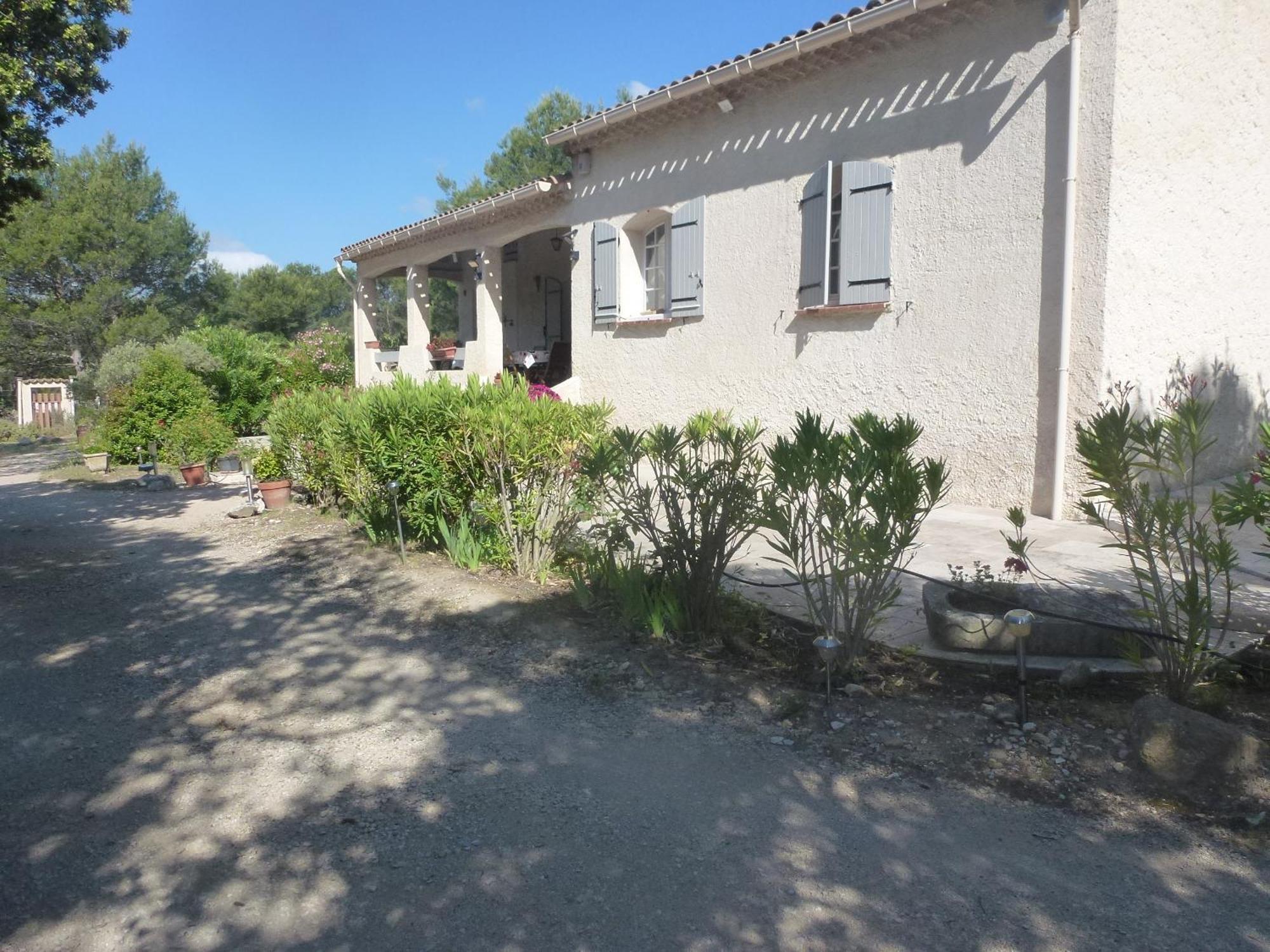 Chambre D'Hotes La Pinede Lambesc Exterior foto